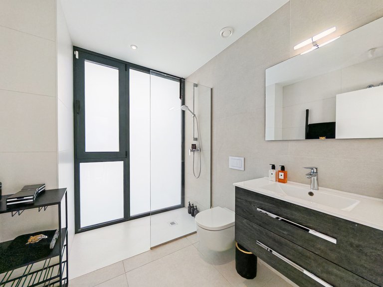 Villa for Sale in Estepona, Malaga 25