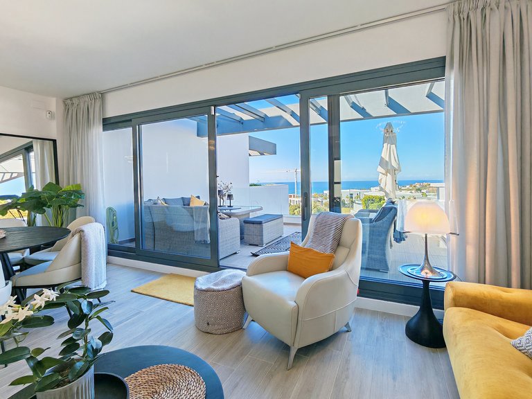 Penthouse for Sale in Marbella, Malaga 4