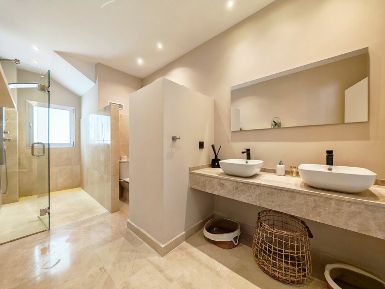 Villa for Sale in Marbella, Malaga 22