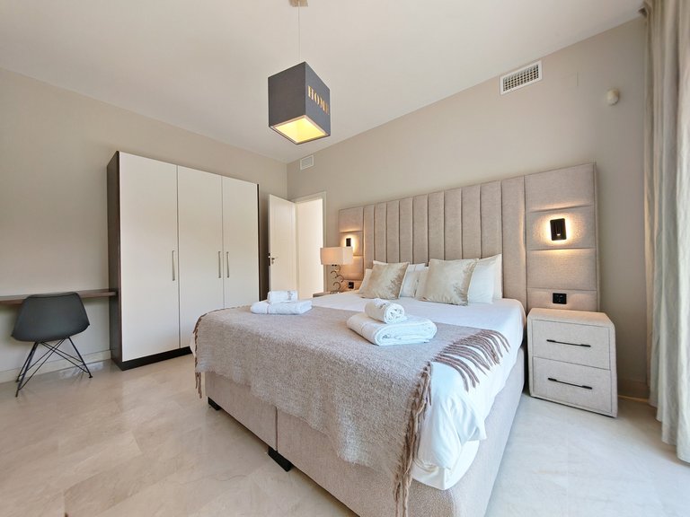 Villa for Sale in Marbella, Malaga 14