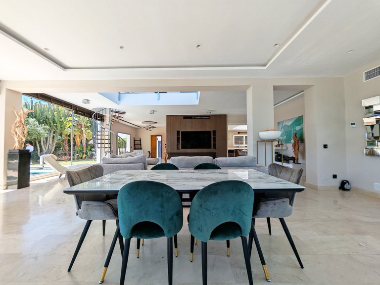Villa for Sale in Marbella, Malaga 5