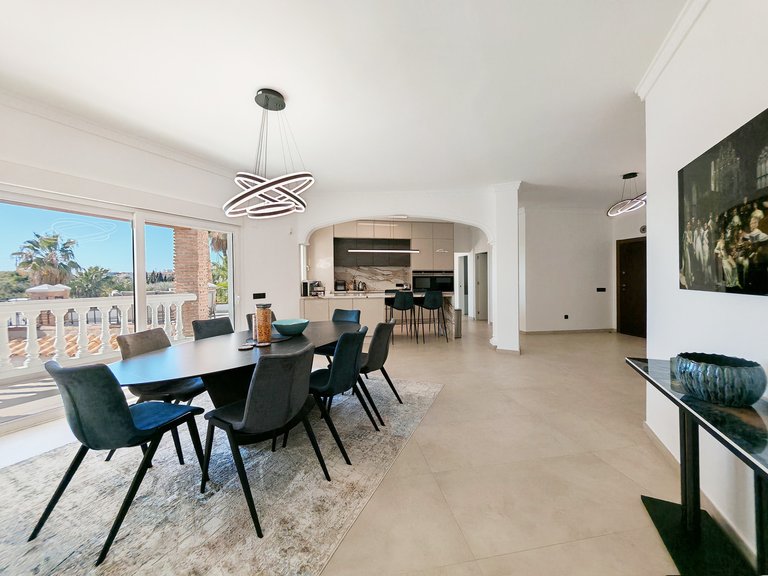 Villa for Sale in Benalmadena, Malaga 3