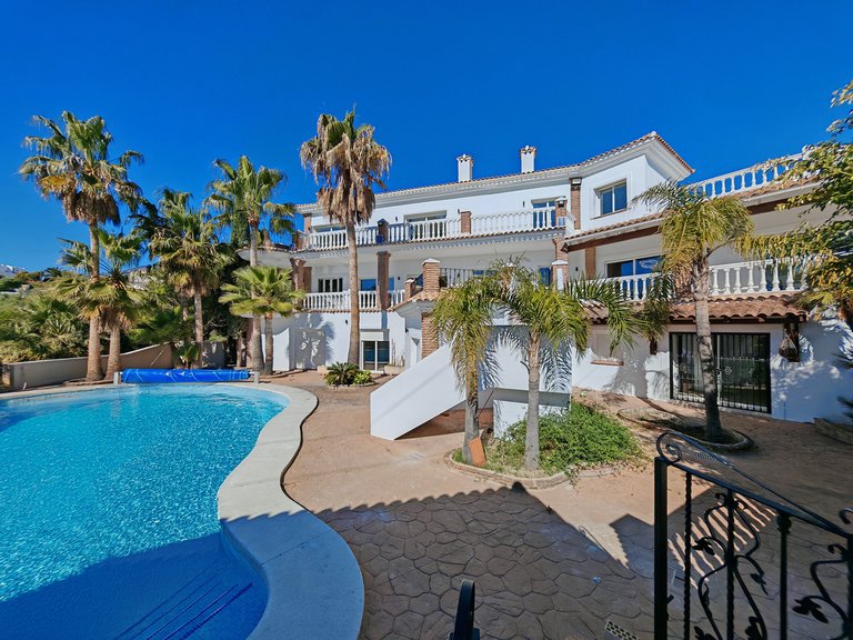 Villa for Sale in Benalmadena, Malaga 22