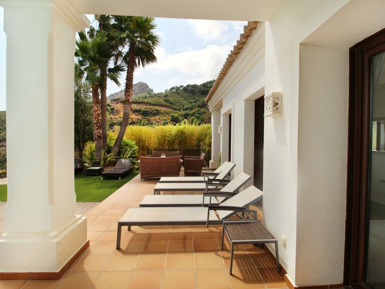 Detached Villa in Benahavís 14