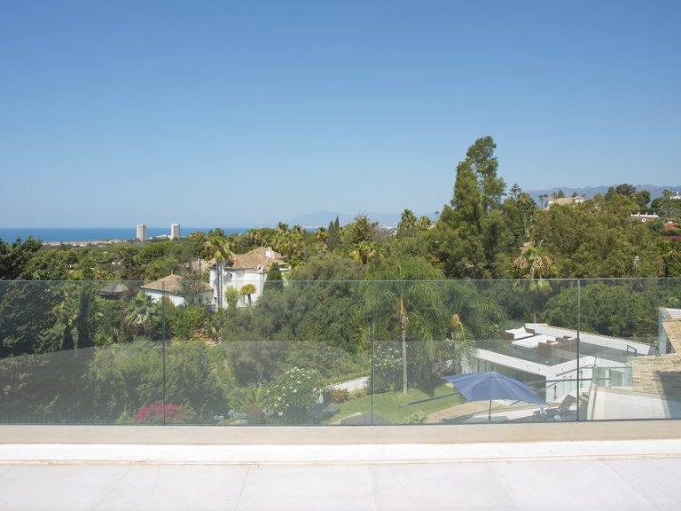 Villa for Sale in Marbella, Malaga 24