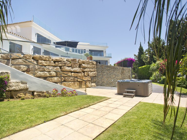 Villa for Sale in Marbella, Malaga 6
