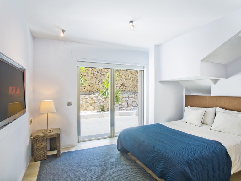 Villa for Sale in Marbella, Malaga 35