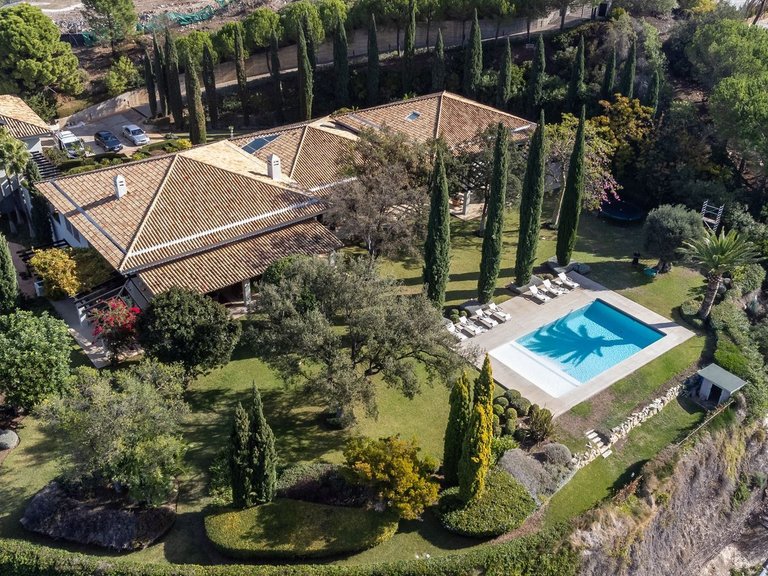 Chalet Independiente en La Zagaleta 19