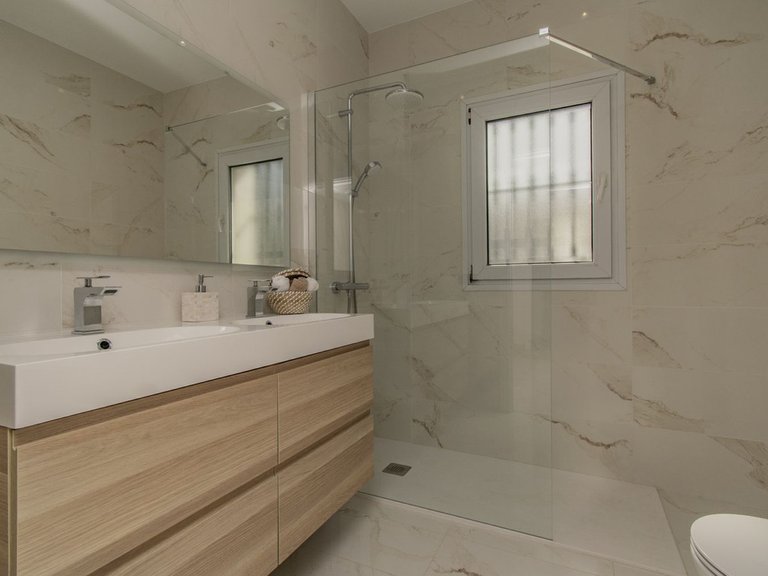 Villa for Sale in Marbella, Malaga 31