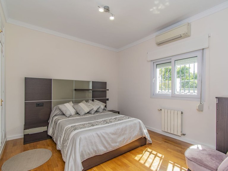 Villa for Sale in Marbella, Malaga 38