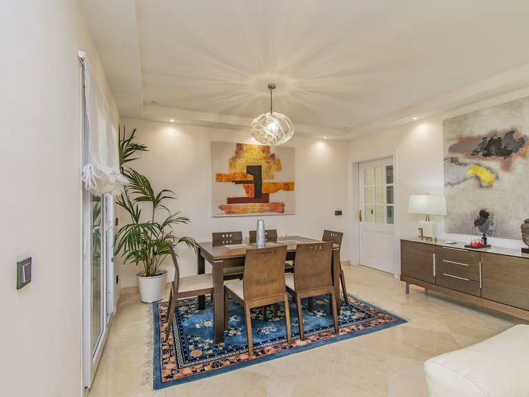 Villa for Sale in Marbella, Malaga 30