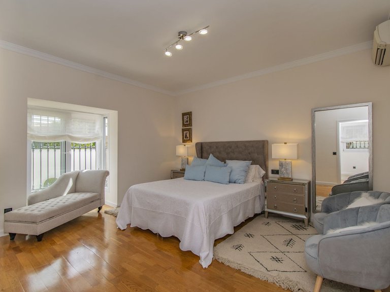 Villa for Sale in Marbella, Malaga 54