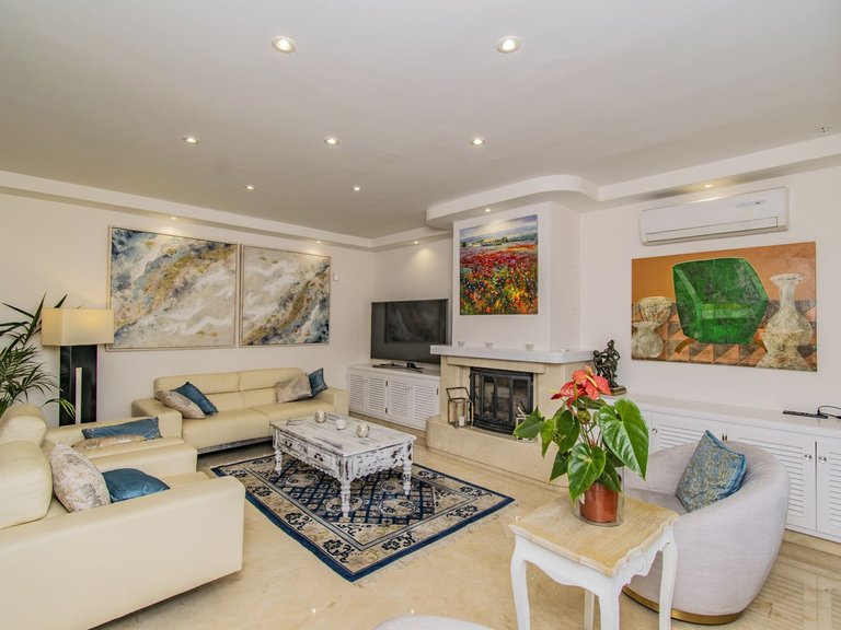 Villa for Sale in Marbella, Malaga 51