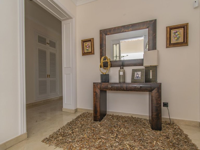 Villa for Sale in Marbella, Malaga 7