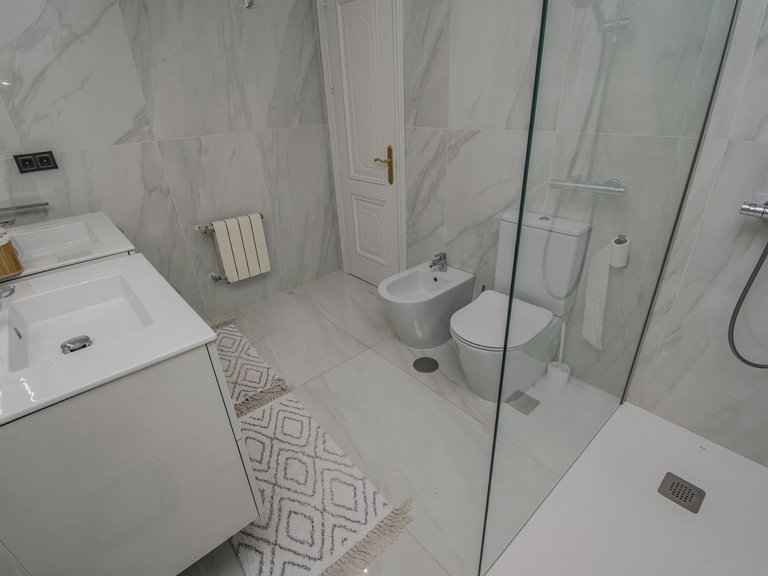 Villa for Sale in Marbella, Malaga 16