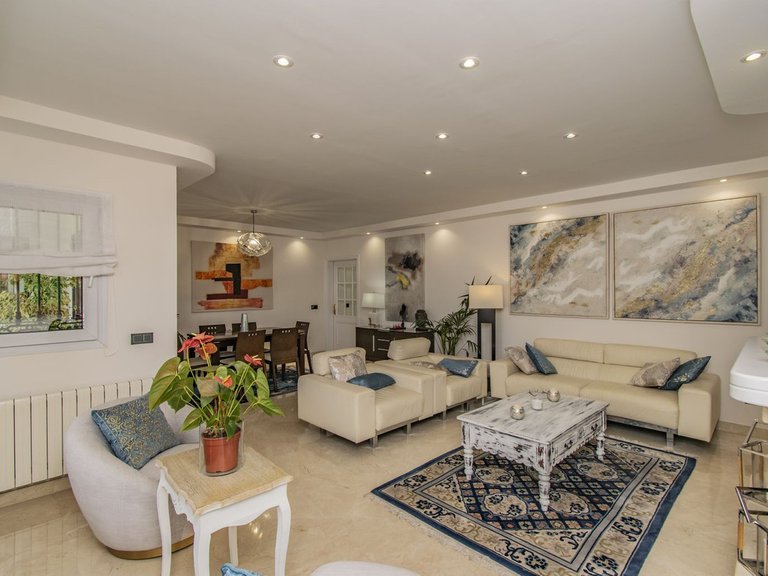 Villa for Sale in Marbella, Malaga 36