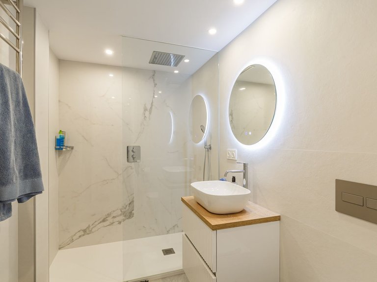Apartment for Sale in Marbella, Malaga 11