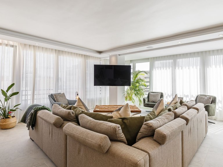 Apartment for Sale in Marbella, Malaga 17