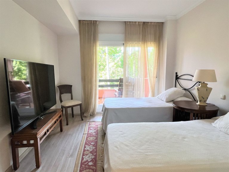 Apartamento Planta Media en Guadalmina Baja 14