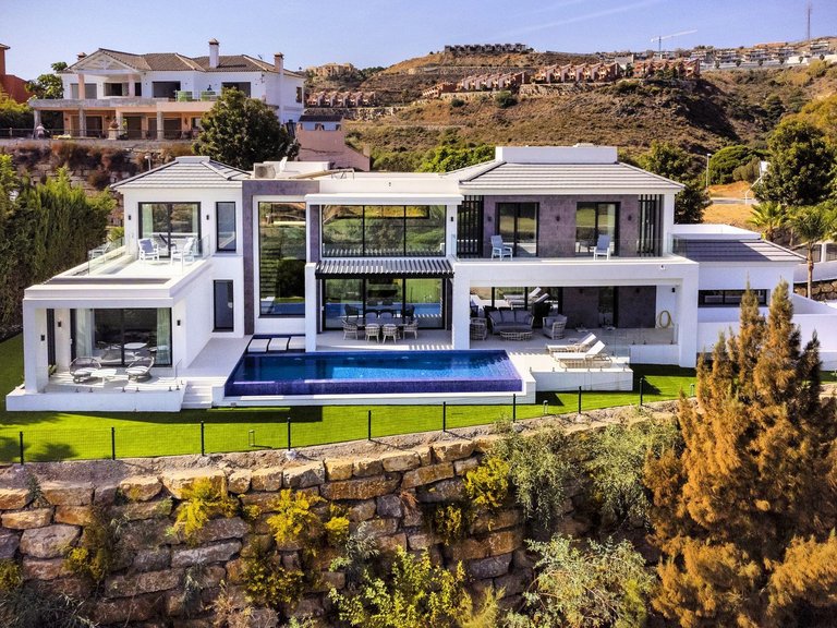 Fantastisk villa i Benahavis 1