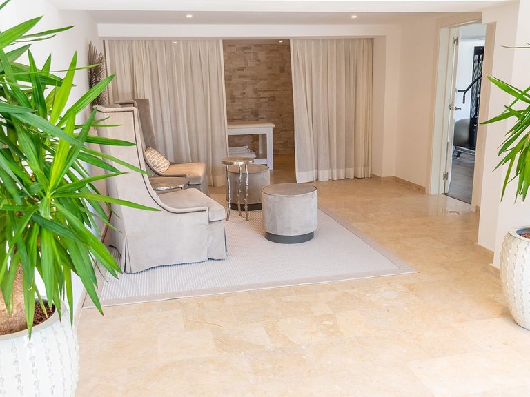 Villa de Lujo en Guadalmina 13