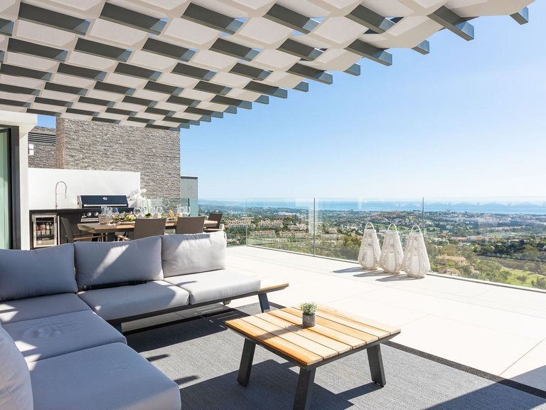 Absolutely breathtaking penthouse in La Quinta 17