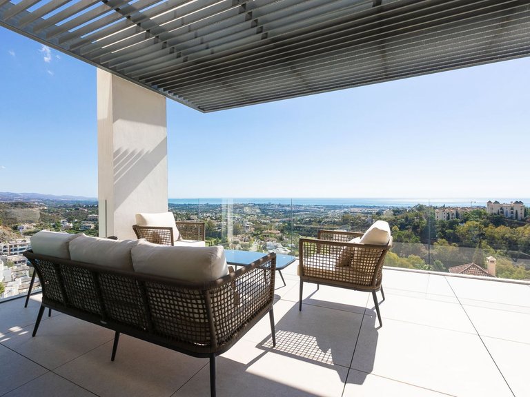 Absolutely breathtaking penthouse in La Quinta 9