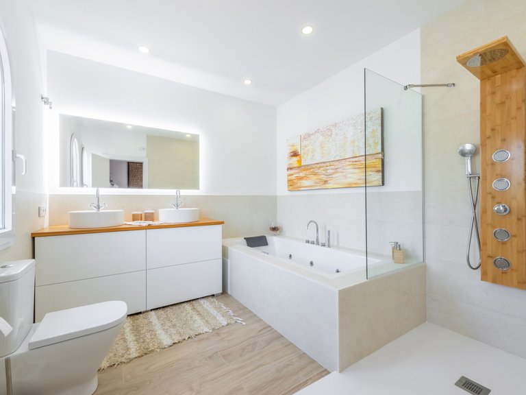 Villa for Sale in Estepona, Malaga 11