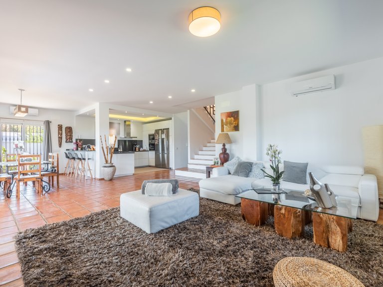 Villa for Sale in Estepona, Malaga 3