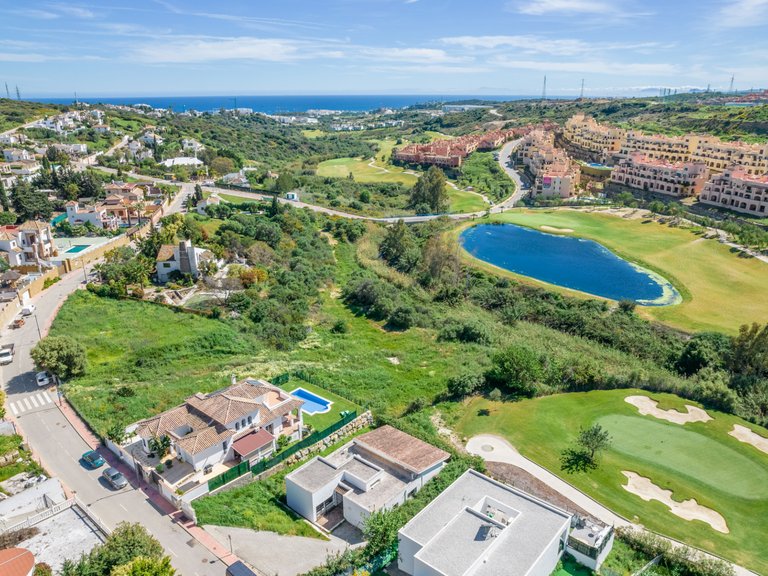 Villa for Sale in Estepona, Malaga 30