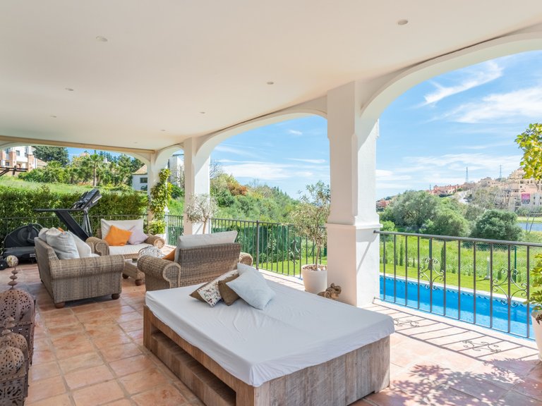 Villa for Sale in Estepona, Malaga 16