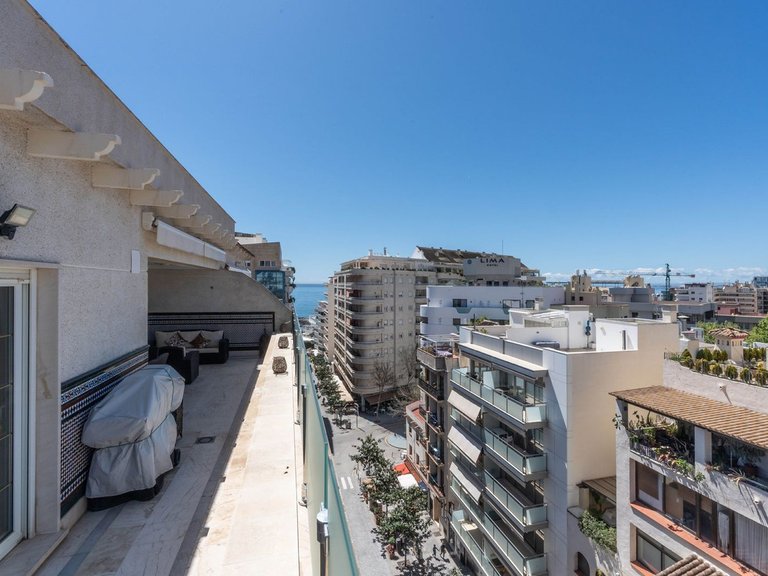 Penthouse for Sale in Marbella, Malaga 19