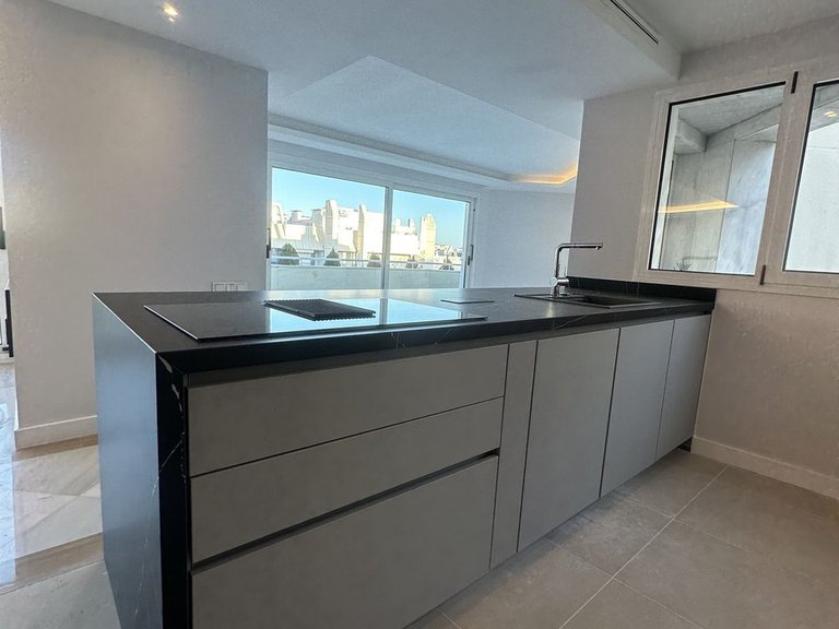 Town House for Sale in Marbella, Malaga 16