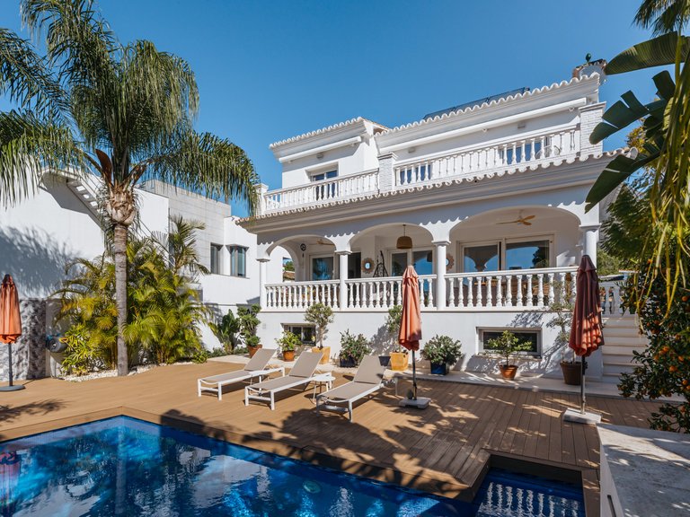 Villa for Sale in Marbella, Malaga 1