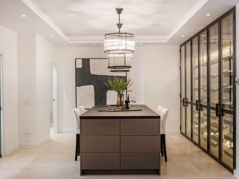 Villa for Sale in Marbella, Malaga 17