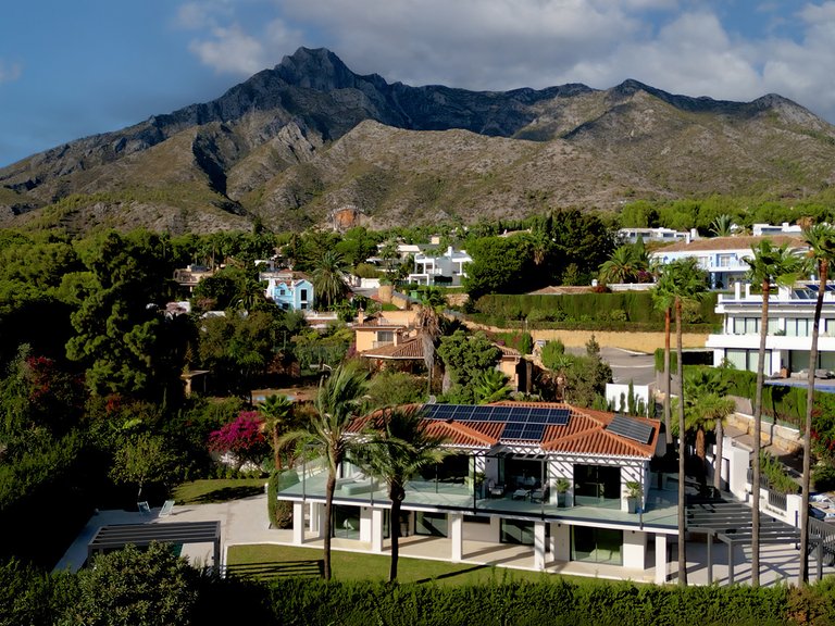Villa for Sale in Marbella, Malaga 33