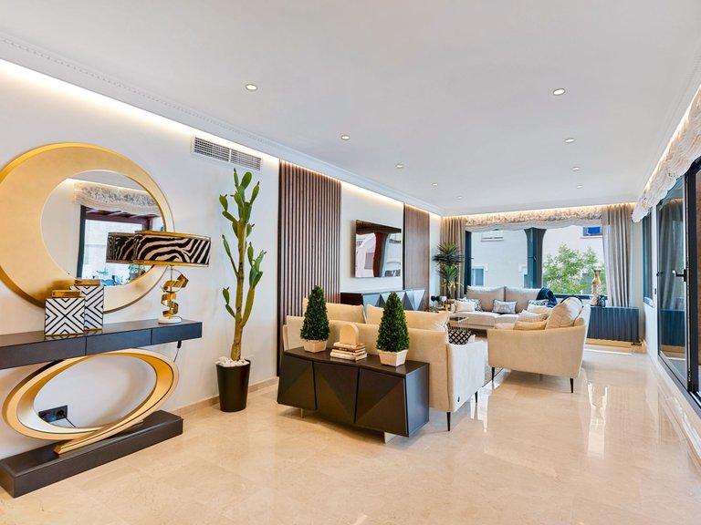 Penthouse for Sale in Marbella, Malaga 7