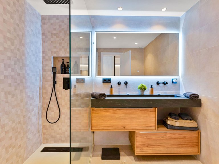 Penthouse for Sale in Marbella, Malaga 25