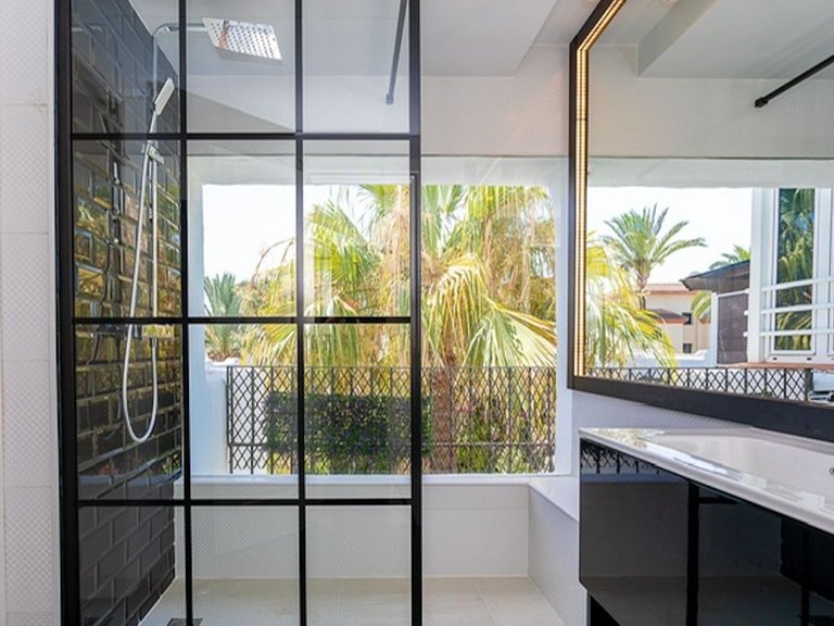 Penthouse for Sale in Marbella, Malaga 21