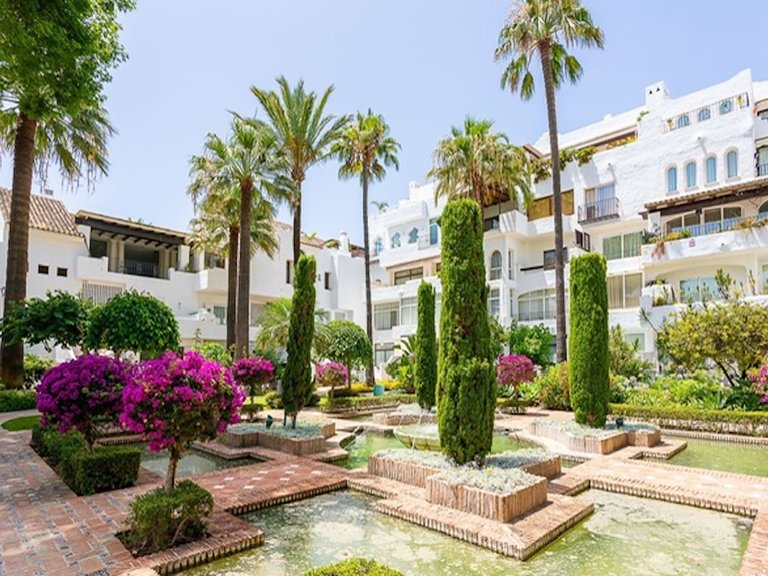 Penthouse for Sale in Marbella, Malaga 30