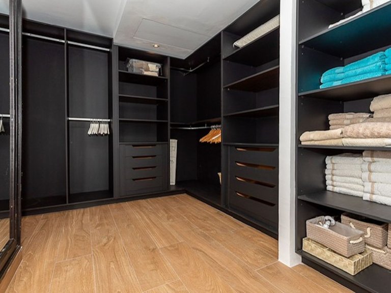 Penthouse for Sale in Marbella, Malaga 23