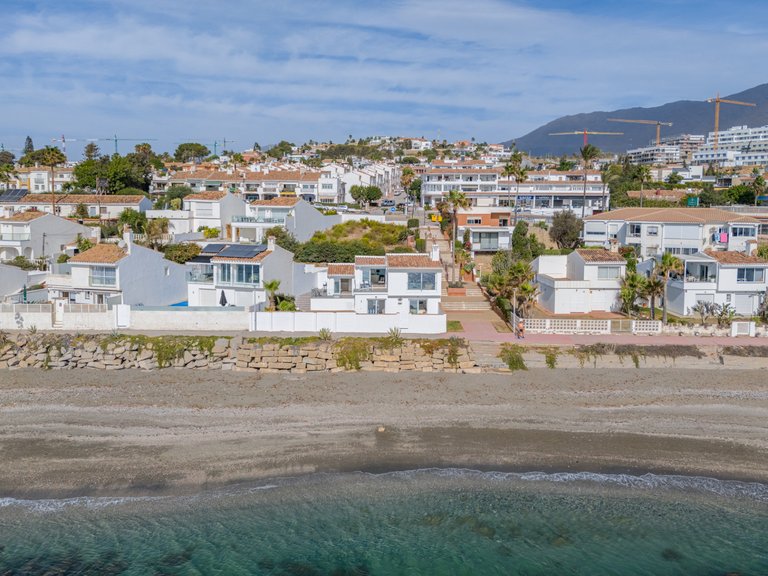 Villa for Sale in Estepona, Malaga 34
