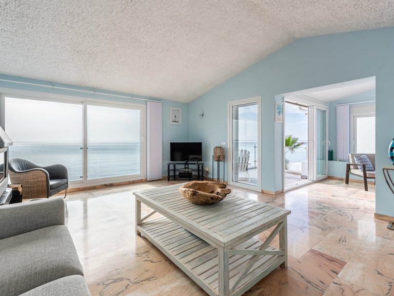 Villa for Sale in Estepona, Malaga 2