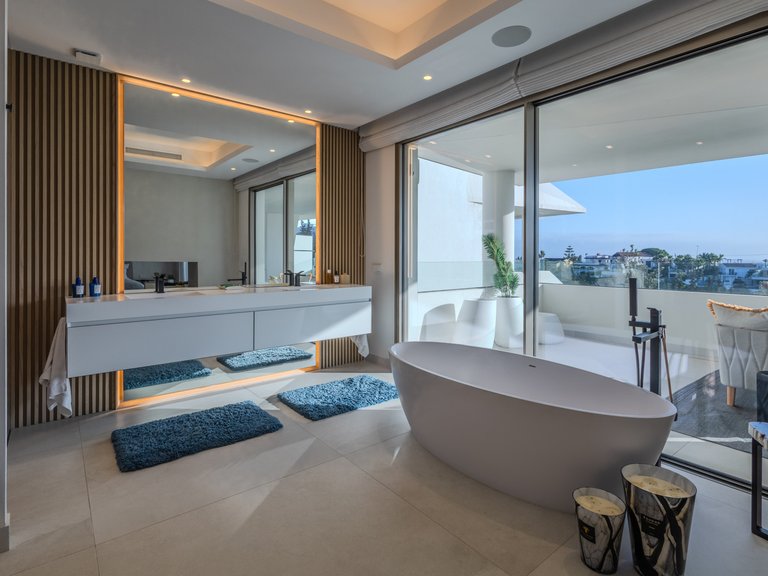 Town House for Sale in Marbella, Malaga 37