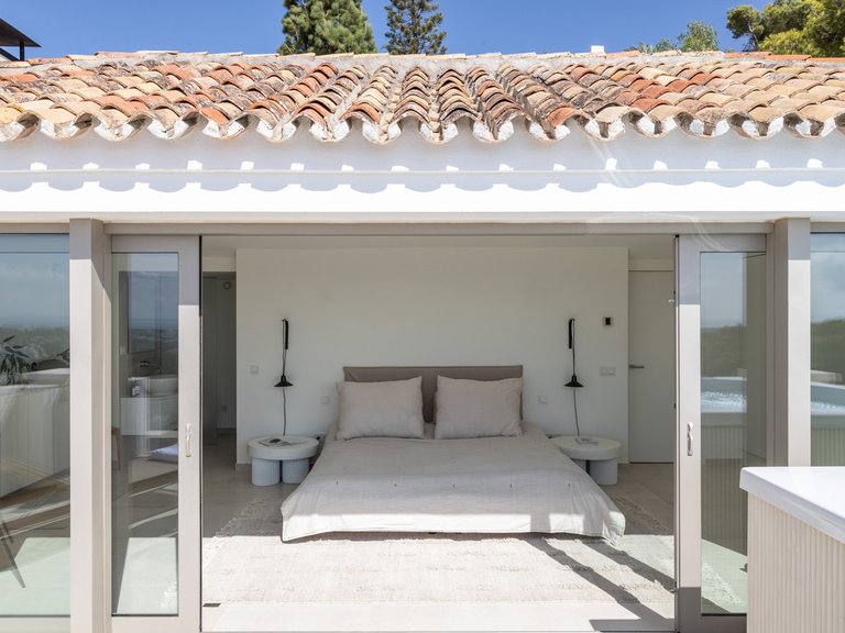 Penthouse for Sale in Marbella, Malaga 59