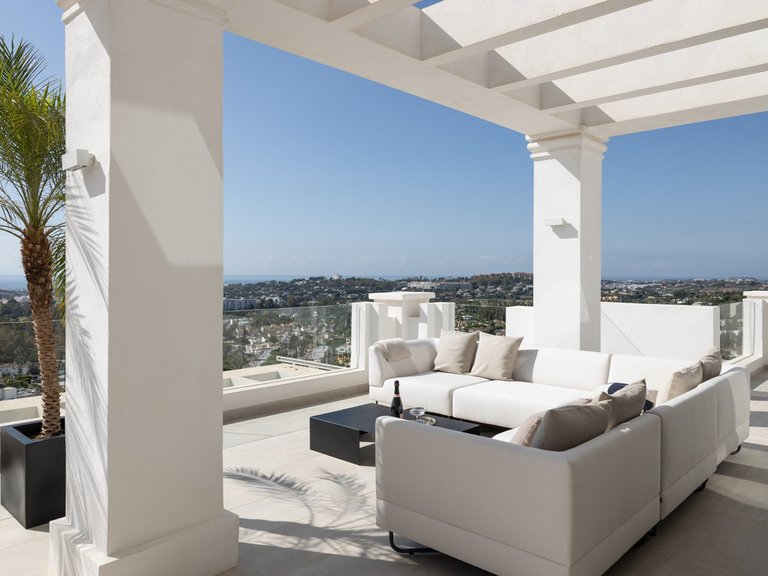 Penthouse for Sale in Marbella, Malaga 26