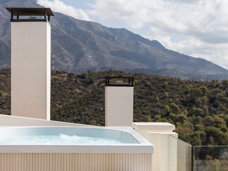 Penthouse for Sale in Marbella, Malaga 56