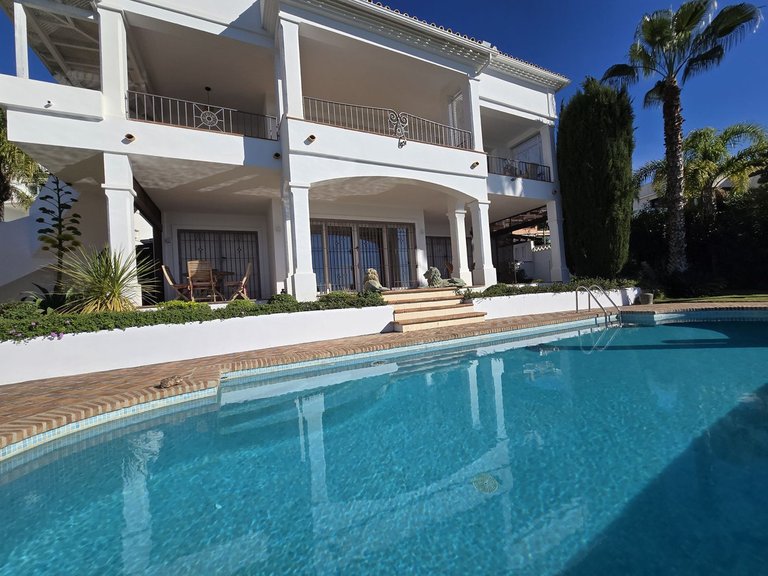 Villa for Sale in Marbella, Malaga 41