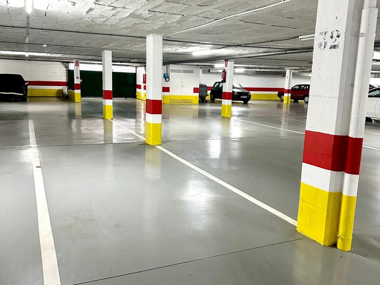 Garage for Sale in Marbella, Malaga 1