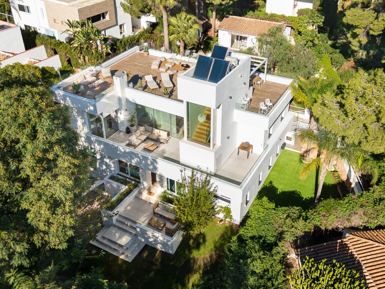 Villa for Sale in Marbella, Malaga 1